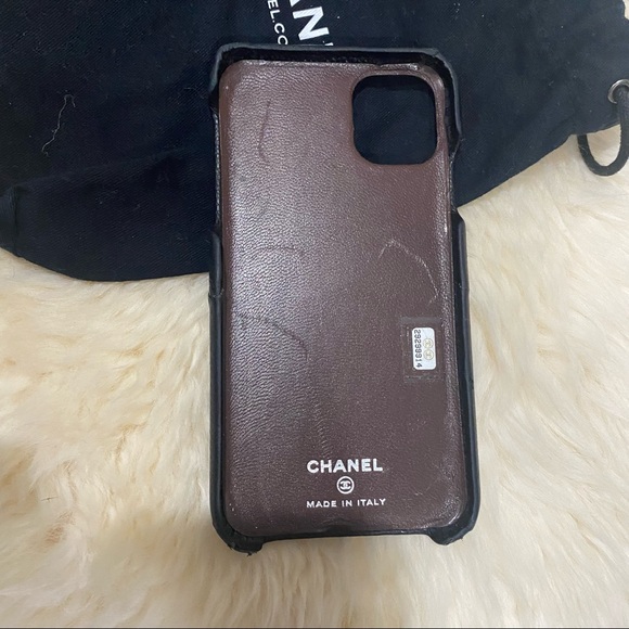 *SOLD* Chanel iPhone 11 Case - Picture 3 of 6